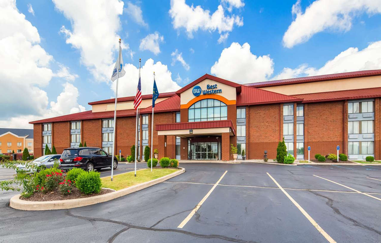 Best Western Luxbury Inn Fort Wayne Exterior photo