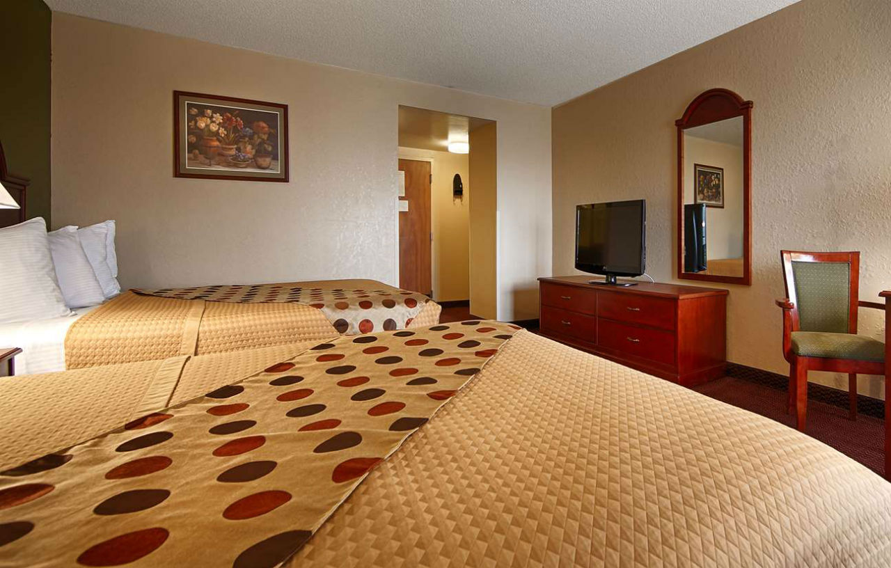 Best Western Luxbury Inn Fort Wayne Exterior photo